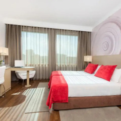 TRYP Lisboa Oriente Hotel 4* Стандартный номер с разными типами кроватей