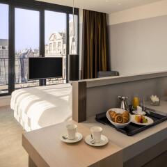 NH Collection Amsterdam Grand Hotel Krasnapolsky 5* Улучшенный номер с двуспальной кроватью фото 4