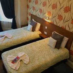 Отель Charlotte Guest House Лондон спа