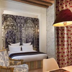 Отель Hôtel du Petit Moulin 4* Номер Делюкс с различными типами кроватей фото 12