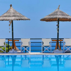 Апартаменты Everest Apartments бассейн
