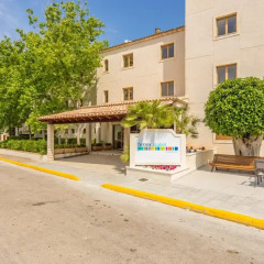Отель Aparthotel Ferrer Isabel вид на фасад