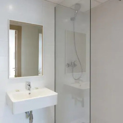 Отель SmartRoom Barcelona Номер категории Эконом с различными типами кроватей фото 9