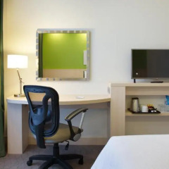 Отель Hampton by Hilton Minsk City Center 3* Стандартный номер фото 3