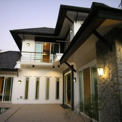Отель Suriyasom Villa 3* Вилла с различными типами кроватей фото 15