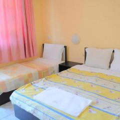 Отель Ivanka Guest House Стандартный номер фото 12