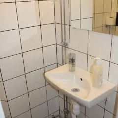 Birka Hostel Стандартный номер с различными типами кроватей (общая ванная комната) фото 9
