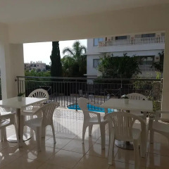 Апартаменты King's Holiday Apartments бассейн