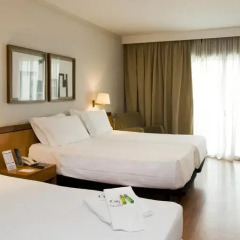 Отель Ciudad de Castelldefels 3* Стандартный номер с различными типами кроватей фото 9
