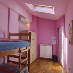 Manga Hostel Стандартный номер с различными типами кроватей (общая ванная комната) фото 4