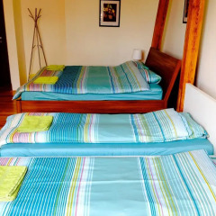 Hostel One Miru Кровать в общем номере с двухъярусной кроватью фото 9