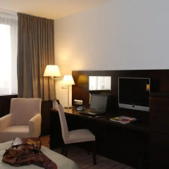 Отель Holiday Inn Bratislava 4* Стандартный номер с различными типами кроватей фото 5