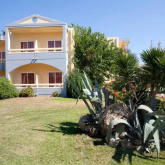 Golden Odyssey Hotel - All Inclusive парковка