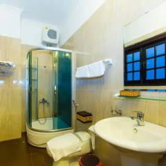 Отель Riverside Impression Homestay Villa 3* Номер Делюкс с различными типами кроватей фото 11
