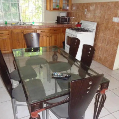 Отель Bethel Court Guesthouse Апартаменты с различными типами кроватей фото 9