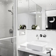 Hotel AMANO Grand Central 3* Стандартный номер с различными типами кроватей фото 4