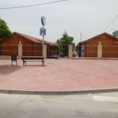 Отель Hostal Gran Avenida Саэлисес парковка