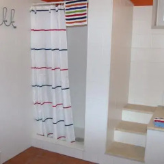 Отель Ribamar SurfHouse ванная