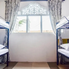 Отель M Home Guest House Кровать в общем номере с двухъярусной кроватью фото 4