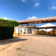 Отель Hacienda los Majadales Испания, Кониль-де-ла-Фронтера - отзывы, цены и фото номеров - забронировать отель Hacienda los Majadales онлайн парковка