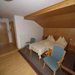 Отель Frühstückspension Kärntnerhof 3* Стандартный номер с различными типами кроватей фото 6