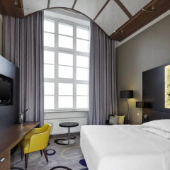 Sheraton Hannover Pelikan Hotel 4* Представительский номер с различными типами кроватей фото 5