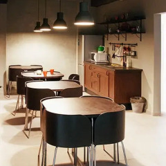 Den i Noch Hostel Екатеринбург гостиничный бар