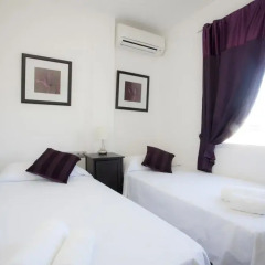 Отель Carmen Apartments Испания, Валенсия - отзывы, цены и фото номеров - забронировать отель Carmen Apartments онлайн комната для гостей фото 5