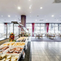 Отель Holiday Inn Express Berlin City Centre 3* Стандартный номер с двуспальной кроватью