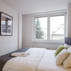Отель Dluga Apartament Old Town Улучшенные апартаменты с различными типами кроватей фото 3