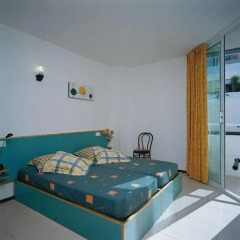 Отель Apartaments Sun&Moon бассейн