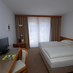 Отель HK-Hotel Düsseldorf City Германия, Дюссельдорф - отзывы, цены и фото номеров - забронировать отель HK-Hotel Düsseldorf City онлайн комната для гостей фото 3