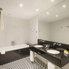 Отель Eurostars Danube Budapest 4* Улучшенный номер с различными типами кроватей фото 7