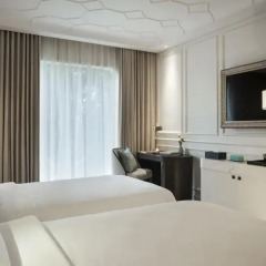 Hotel Des Arts Saigon Mgallery Collection 5* Номер Делюкс с различными типами кроватей