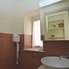 Апартаменты House and the City - Colosseum Apartments ванная
