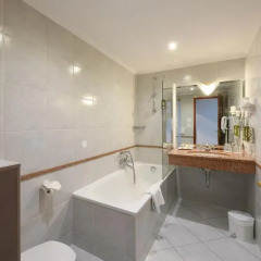 Hotel Am Schubertring 4* Люкс с различными типами кроватей фото 5