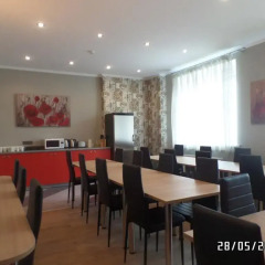 Happy Hotel