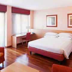 Отель Excel Milano 3 4* Представительский номер