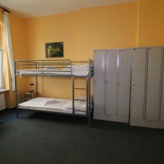Happy Go Lucky Hotel + Hostel Кровать в общем номере фото 10