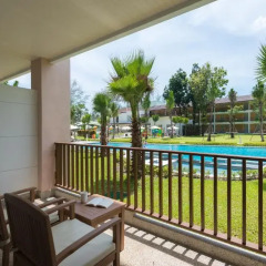 Отель Katathani Phuket Beach Resort 5* Номер Делюкс с двуспальной кроватью фото 11