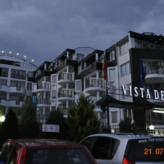 Апартаменты Natalia Apartment in Vista Del Mar 2 Свети Влас парковка