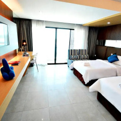 Отель Golden Dragon Beach Pattaya 3* Номер Делюкс с различными типами кроватей фото 4
