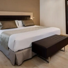 Отель Catalonia Plaza Mayor 4* Стандартный номер с различными типами кроватей