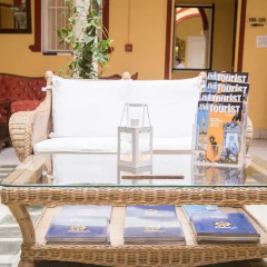 Отель Hostal Sierpes развлечения
