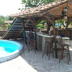 Отель Guest House Bai Petko Хисаря бассейн