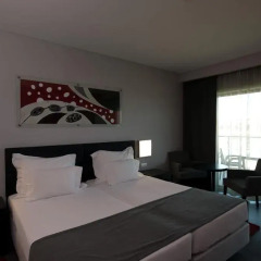 Отель Vila Gale Lagos 4* Семейный люкс разные типы кроватей