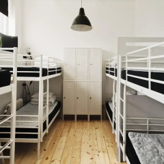 City BackPackers Hostel Кровать в общем номере с двухъярусной кроватью