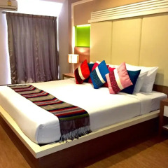 Отель Charoenchit House комната для гостей фото 3