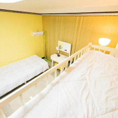 Kpopstarz Guesthouse - Caters to Women (отель для женщин) сауна