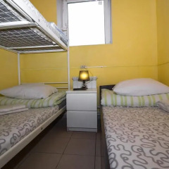 Hostel Rostov Номер Эконом разные типы кроватей (общая ванная комната) фото 3